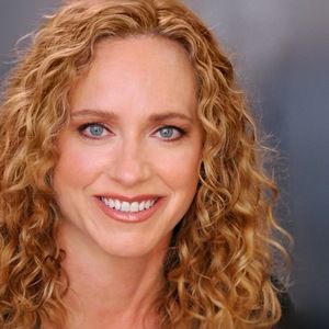 Meet your Posher, Leslie